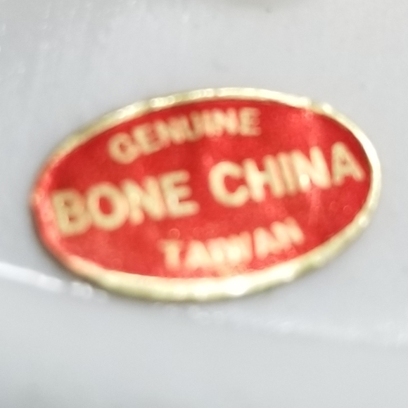 VINTAGE MARURI 1977 ENESCO MINI PRAYING HANDS - Picture 8 of 8